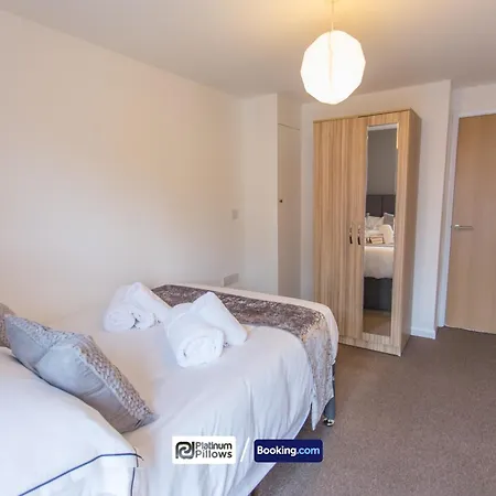 Modern Oxford 2 Bedroom Apartments, Near John Radcliffe Hospital, Families & Contractor Accommodation Buitenkant foto