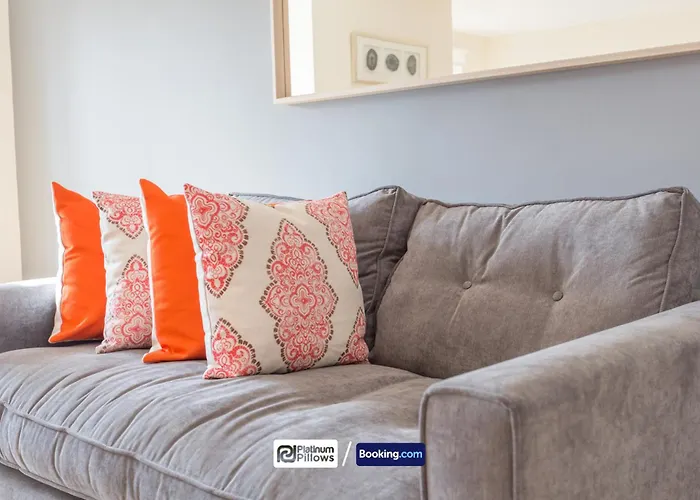 Modern Oxford 2 Bedroom Apartments, Near John Radcliffe Hospital, Families & Contractor Accommodation