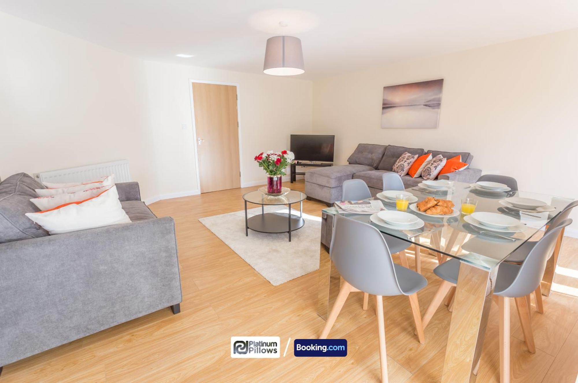 Modern Oxford 2 Bedroom Apartments, Near John Radcliffe Hospital, Families & Contractor Accommodation *