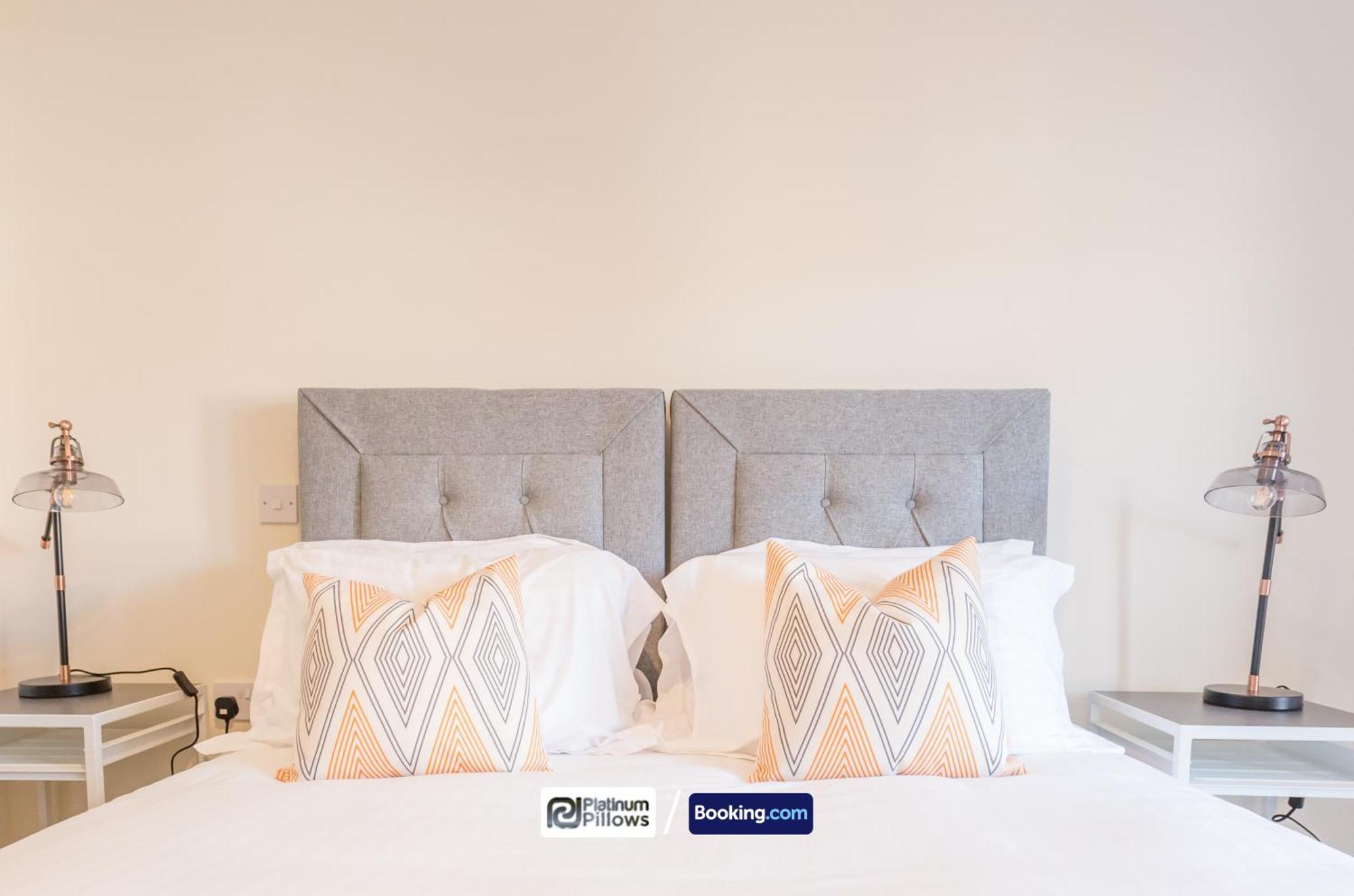 Apartment Modern Oxford 2 Bedroom Apartments, Near John Radcliffe Hospital, Families & Contractor Accommodation Oxford