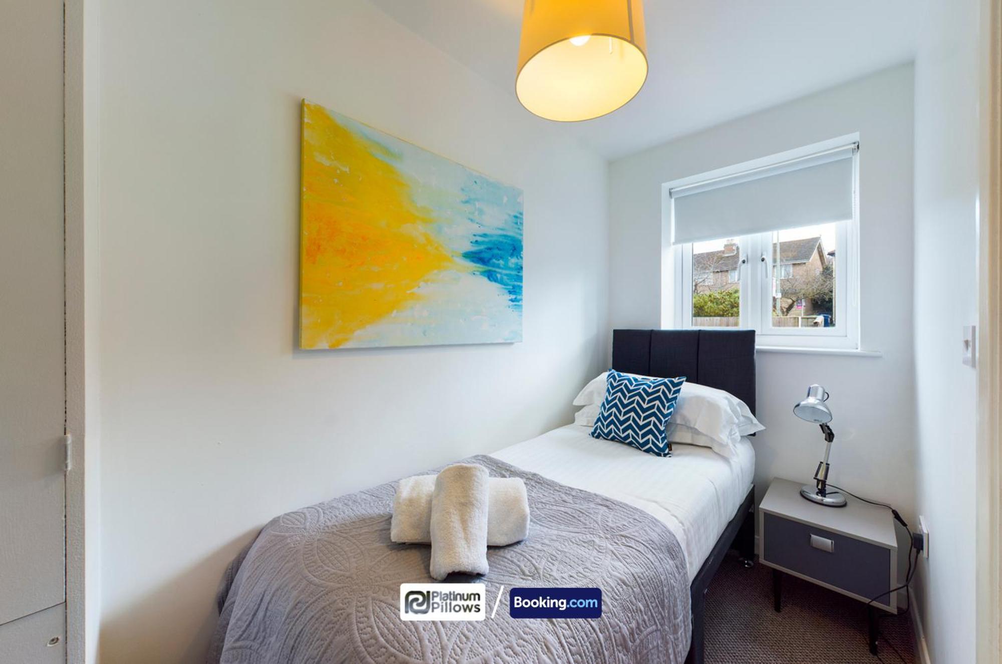 Modern Oxford 2 Bedroom Apartments, Near John Radcliffe Hospital, Families & Contractor Accommodation * Oxford